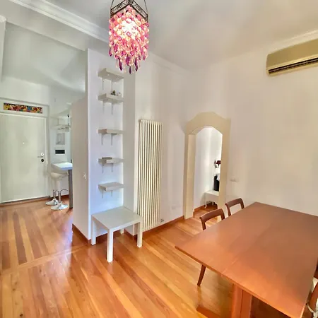 Coluccio B&b, In Coorte Di Prestigio Milanese, Collegato Con Il Centro Di E Rho Fiera Apartment