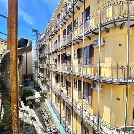 Apartment Coluccio B&b, In Coorte Di Prestigio Milanese, Collegato Con Il Centro Di E Rho Fiera