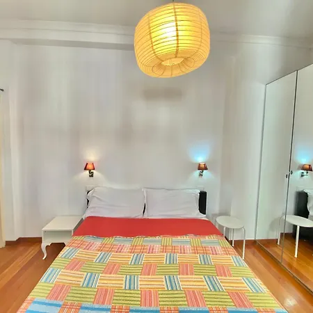 Coluccio B&b, In Coorte Di Prestigio Milanese, Collegato Con Il Centro Di E Rho Fiera Milan