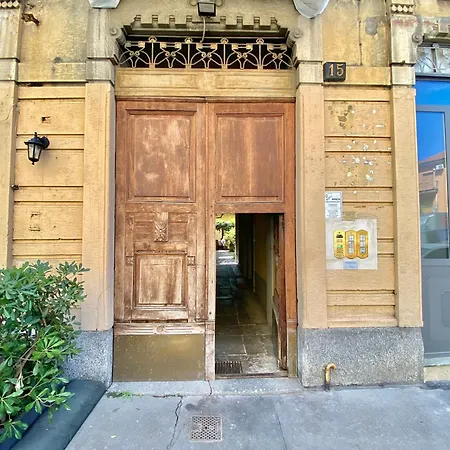 Coluccio B&b, In Coorte Di Prestigio Milanese, Collegato Con Il Centro Di E Rho Fiera *