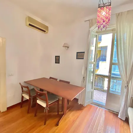 Coluccio B&b, In Coorte Di Prestigio Milanese, Collegato Con Il Centro Di E Rho Fiera Milan
