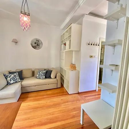 Coluccio B&b, In Coorte Di Prestigio Milanese, Collegato Con Il Centro Di E Rho Fiera